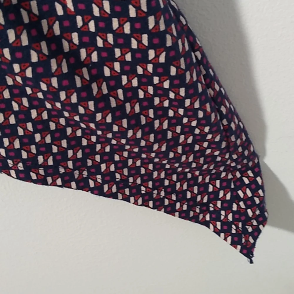 Old‎ Navy geometric long sleeve dress.